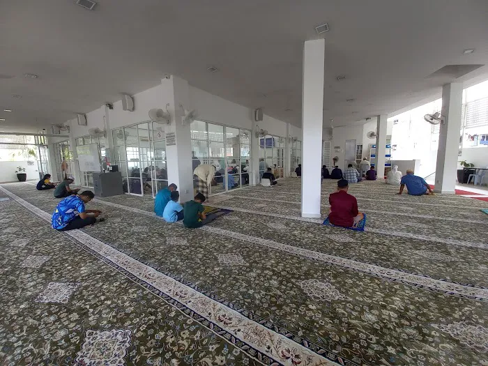 Surau Al Mukmin Mutiara Gombak Picture 5