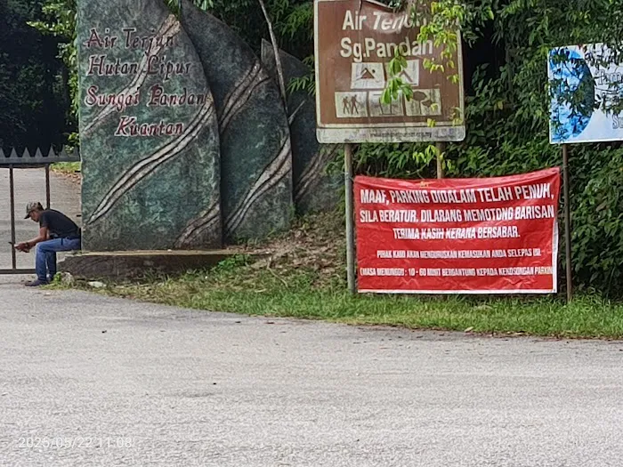 Air Terjun Sungai Pandan (Pintu Pagar) Picture 1