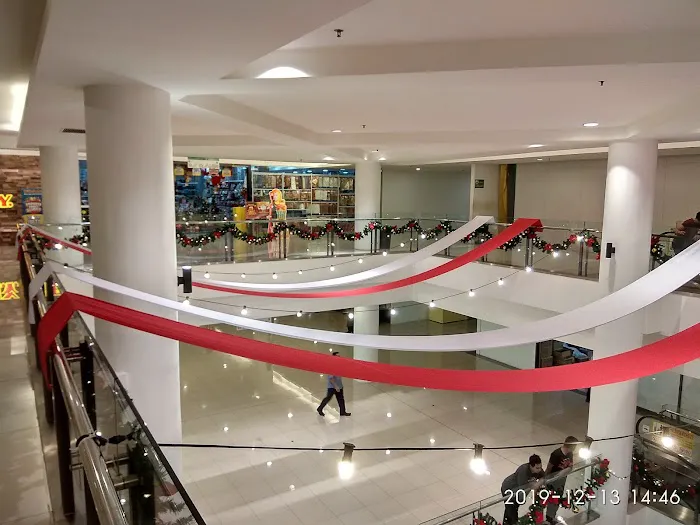 MidPoint Shopping Complex Picture 1