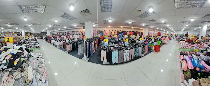 MidPoint Shopping Complex Picture 2