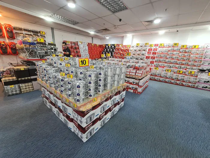 MidPoint Shopping Complex Picture 10