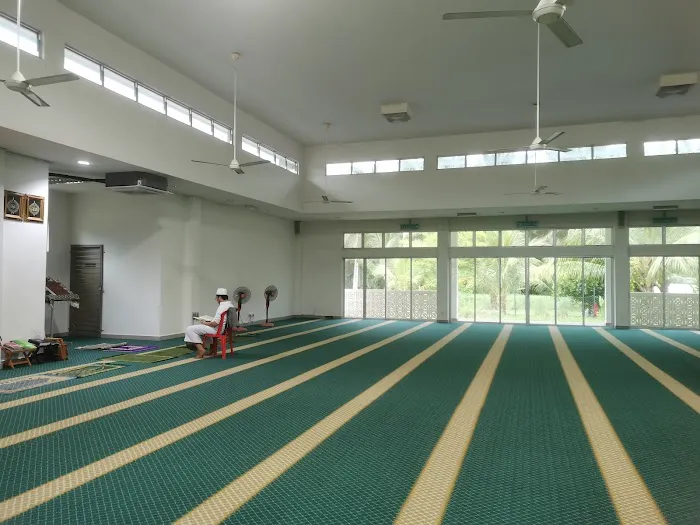 Surau Taman Danau Picture 1