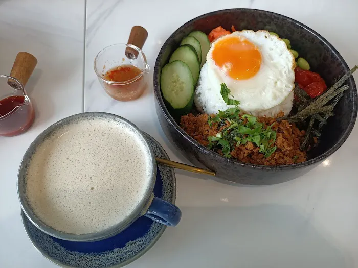 IMOMENT CAFÉ at Bangsar South Picture 2