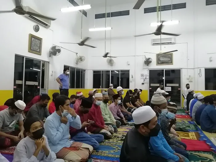 Surau Al-Bayan, Bukit Beruntung Picture 3