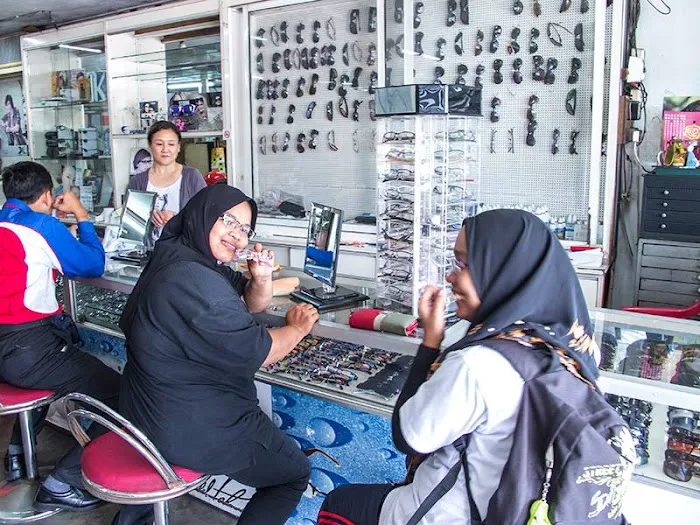 Kedai Kaca Mata Guan Huat Picture 7