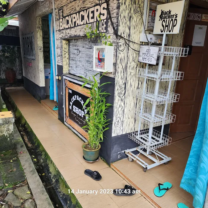The Backpacker's Village Picture 2