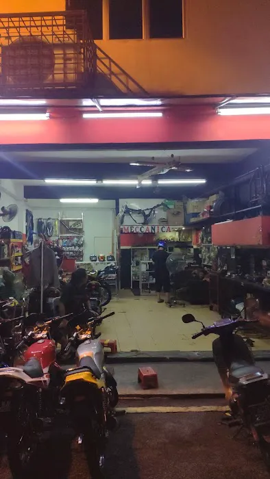 Awien Garage Picture 2