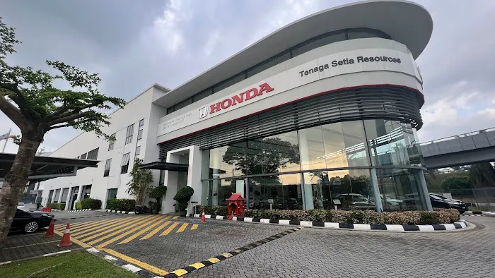 MY Honda Sales Advisor Picture 5