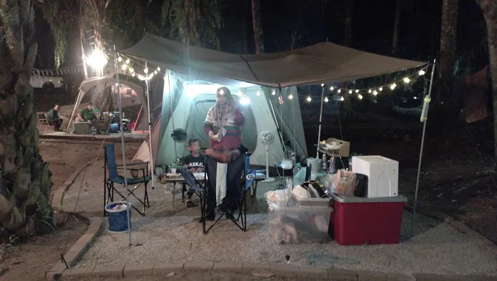 Perong Campsite Picture 11
