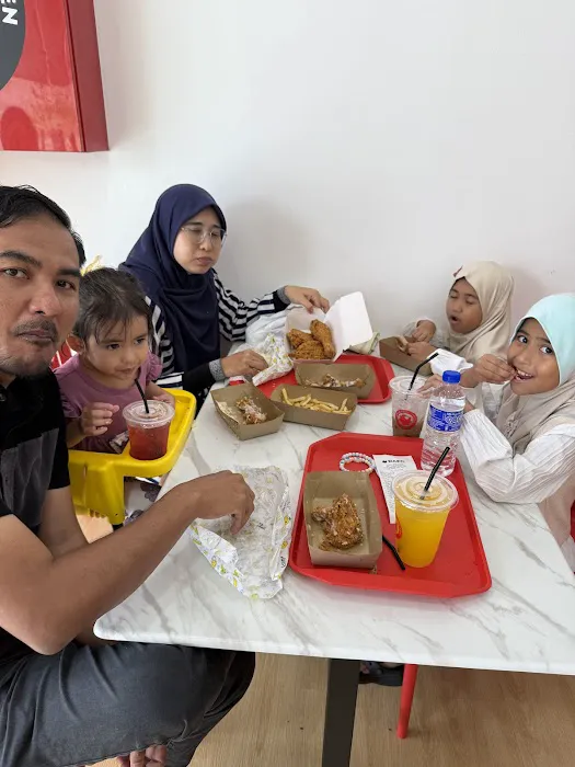 D’Apple Fried Chicken Raub Picture 7