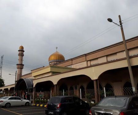 Masjid Al-Ubudiah Seksyen 19 Shah Alam