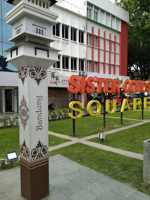 Sister Cities Square Picture 7