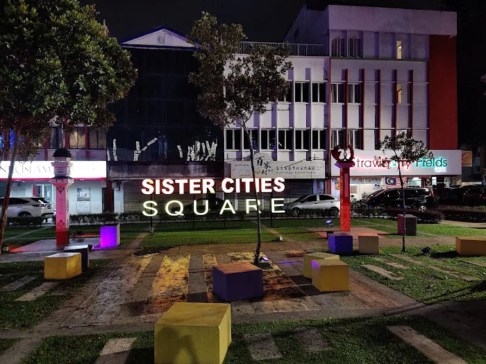 Sister Cities Square Picture 2