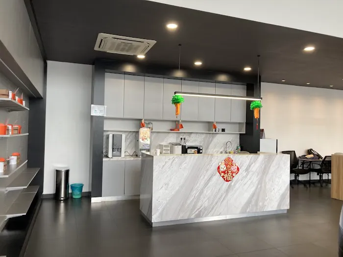 Carro (MyTukar) Retail Experience Centre - Puchong South Picture 9