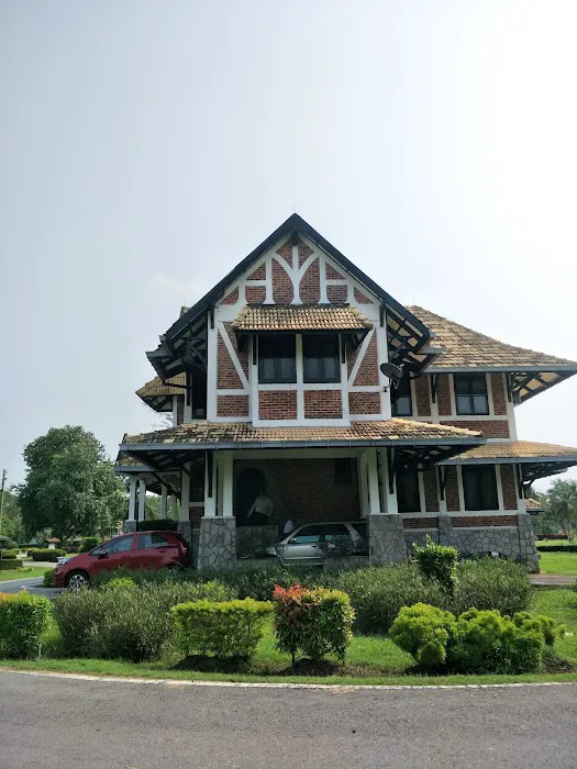 SD Guthrie Guest Bungalow Picture 1