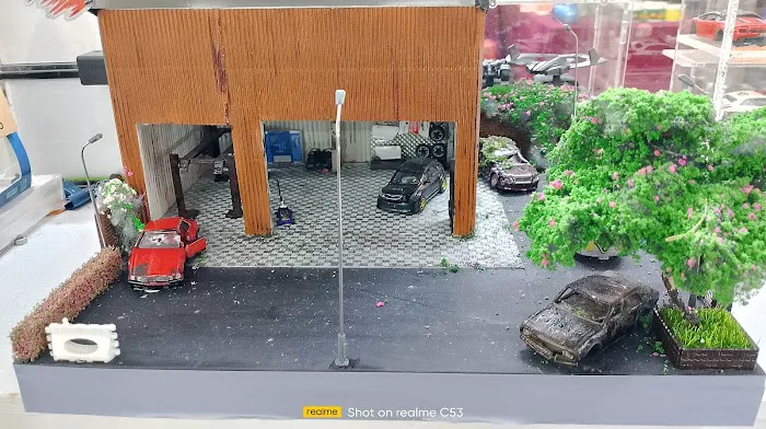 PGA AUTO GARAGE Picture 10