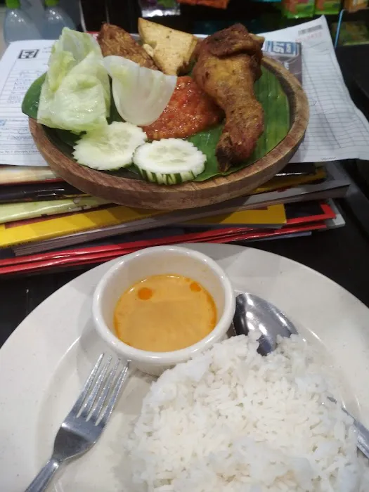 Ayam Penyet Suramadu Picture 10