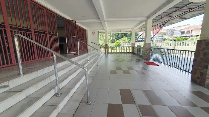 Al-Falah Mosque, Kampung Idaman (Town Mosque) Picture 6