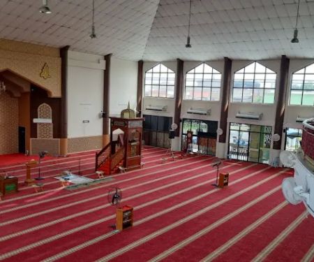 Al-Falah Mosque, Kampung Idaman (Town Mosque)