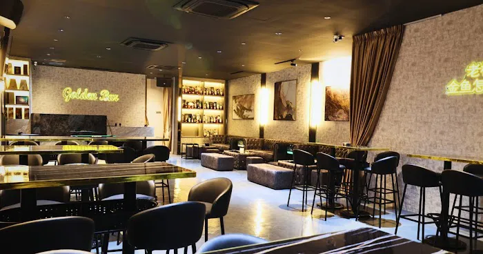 Golden Bar Picture 2