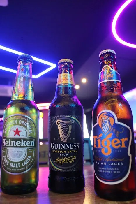 Check In Bar Picture 10