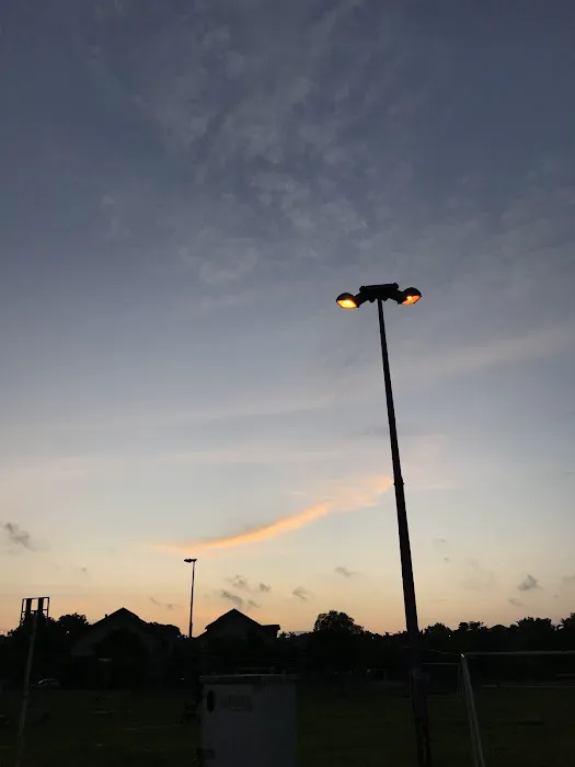 Padang bola Zon Aman Subang Bestari Picture 2