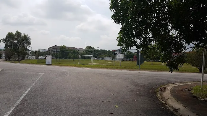 Padang bola Zon Aman Subang Bestari Picture 6