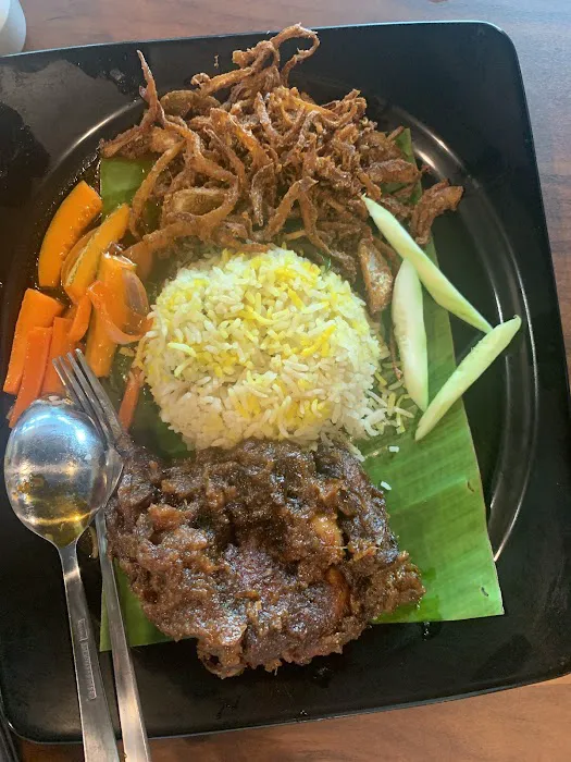 Pak Ali Nasi Lemak Daun Pisang Signature Picture 10