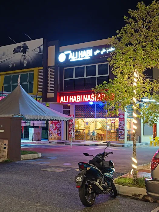 Ali Habi Nasi Arab Puncak Alam Restaurant - Arabic & Western Cuisine Picture 6