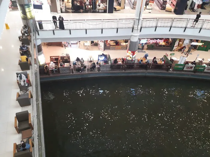 The Mines Shopping Mall Picture 8