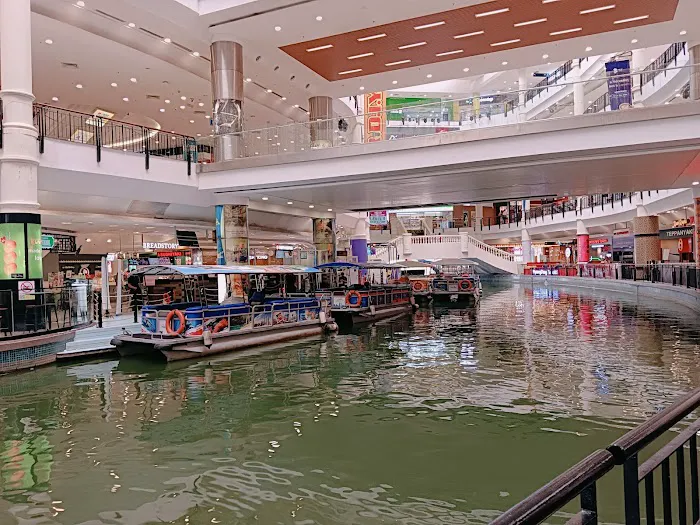 The Mines Shopping Mall Picture 4