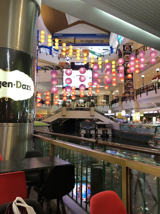 The Mines Shopping Mall Picture 2