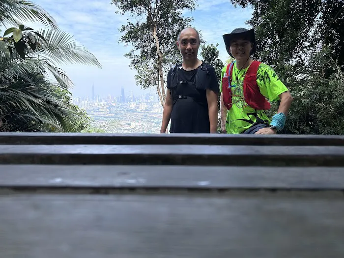 Saga Hill Trail Shelter Picture 2