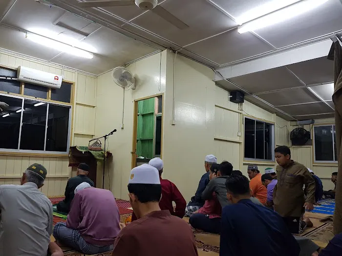 Surau Kg Bangau Parit Picture 1