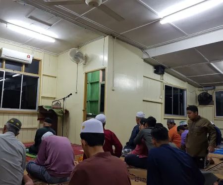 Surau Kg Bangau Parit