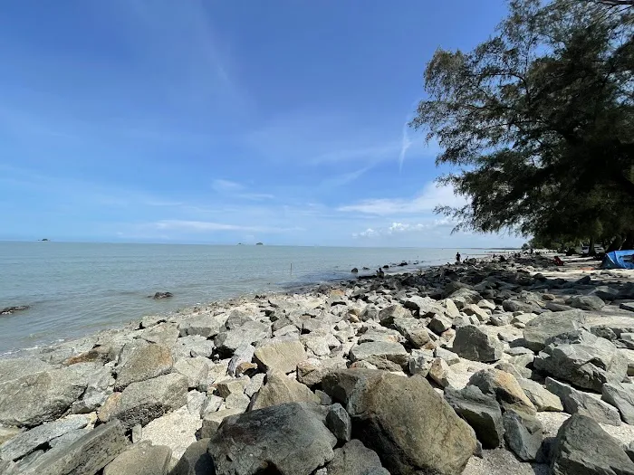 Pantai Remis Public Picnic Area Picture 1