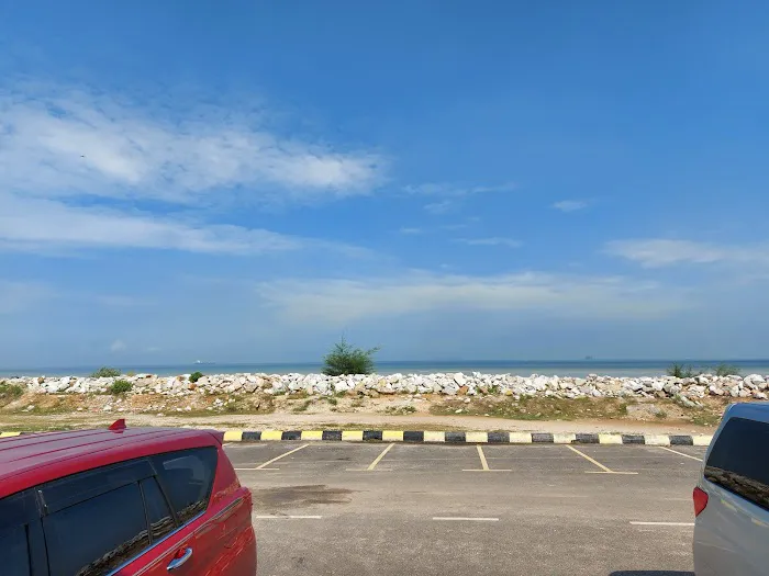 Pantai Remis Public Picnic Area Picture 9