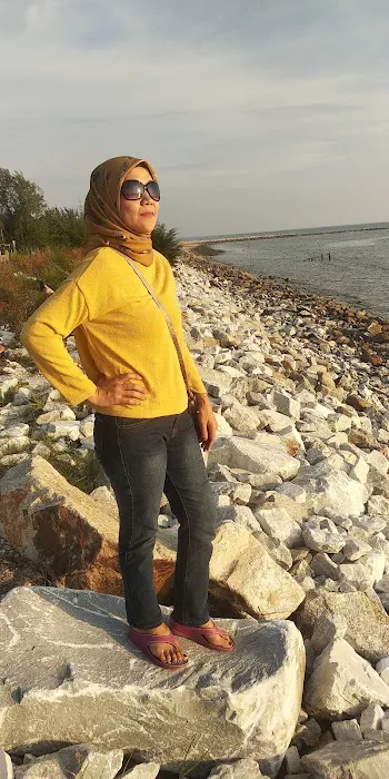 Pantai Sebelah Jeram Picture 6