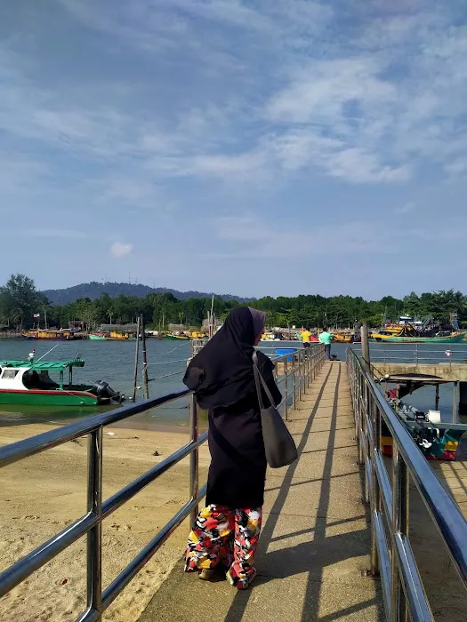 Tanjung lumpur Picture 10