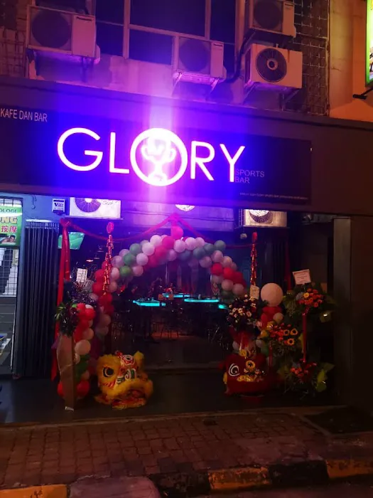 Glory Sports Bar Picture 3