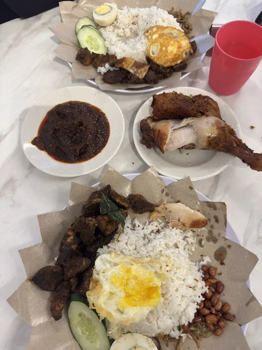 Nasi Lemak Sepinggan Picture 10