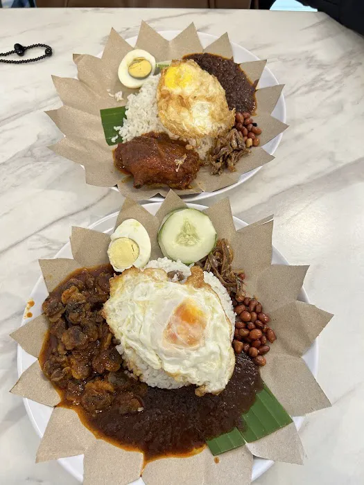Nasi Lemak Sepinggan Picture 6