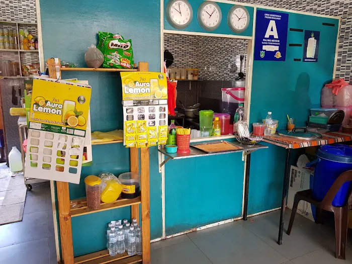 Kak Nora Station Picture 7