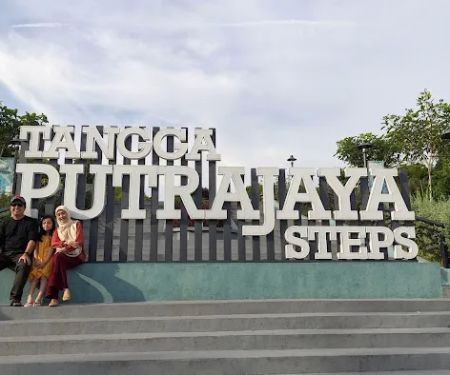 Tangga Putrajaya Steps
