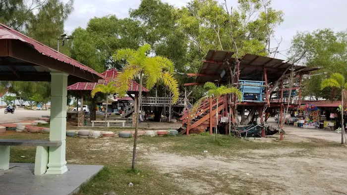 Pantai Redang Sekinchan Picture 7