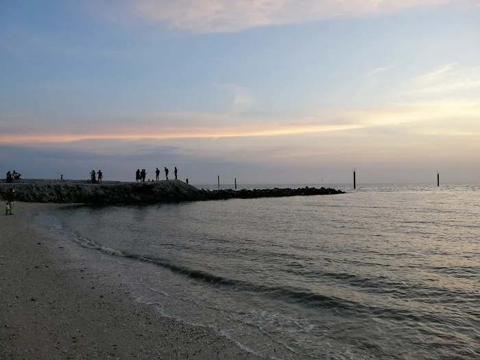 Pantai Redang Sekinchan Picture 6