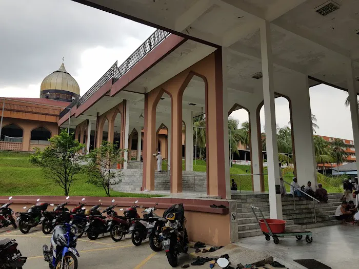 Masjid Jamek Sri Petaling Picture 1