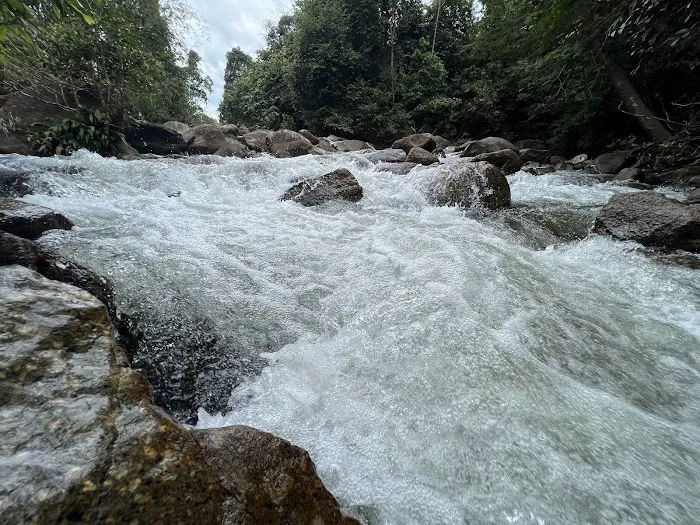 Stone Waterfall Picture 8