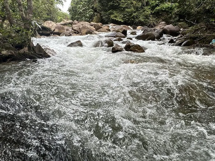 Stone Waterfall Picture 10