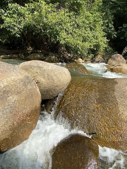 Stone Waterfall Picture 3